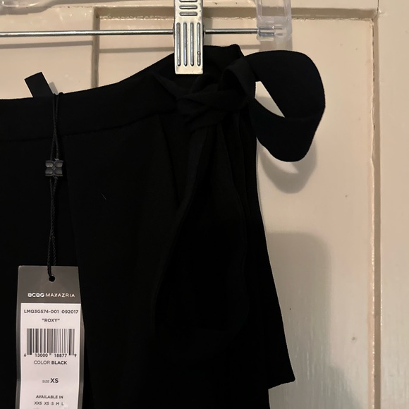 BCBG MAXAZRIA black asymmetrical wrap around skirt - Picture 8 of 14
